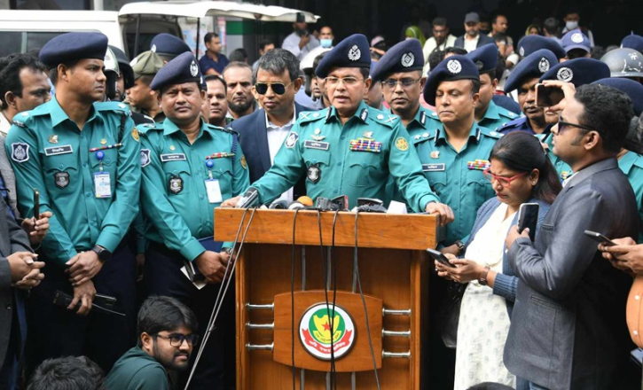 হরতালকারীরাই রেলে আগুন দিয়েছে: ডিএমপি কমিশনার