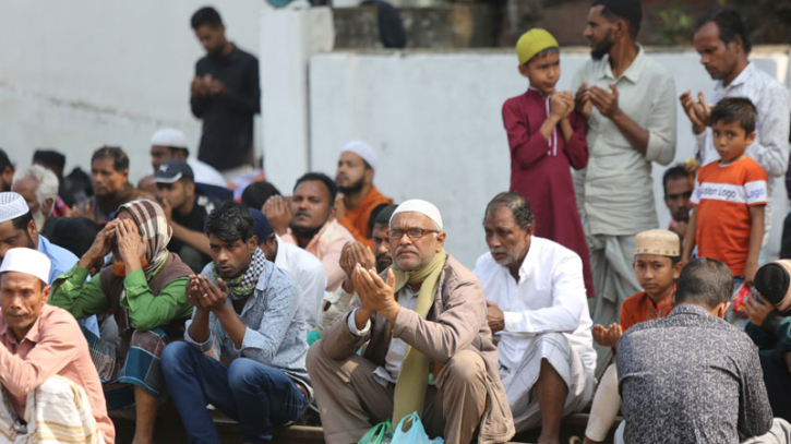 আখেরি মোনাজাতে শেষ হলো সাদপন্থীদের ইজতেমা