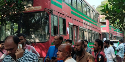 পিকনিকের বাসে বিদ্যুৎস্পৃষ্ট হয়ে তিন শিক্ষার্থীর মৃত্যু