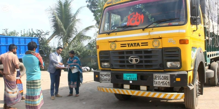 নওয়াপাড়া মোকামে সার কালোবাজারির শক্তিশালী সিন্ডিকেট